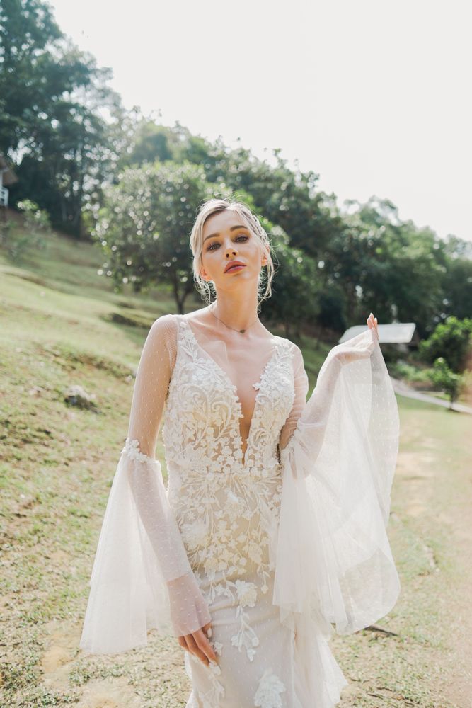 Dayana gown, photo 4 of 8
