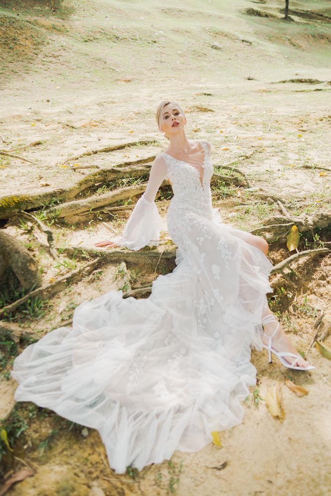 Dayana gown, photo 3 of 8