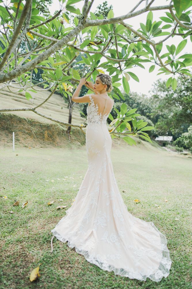 Davina gown, photo 2 of 9