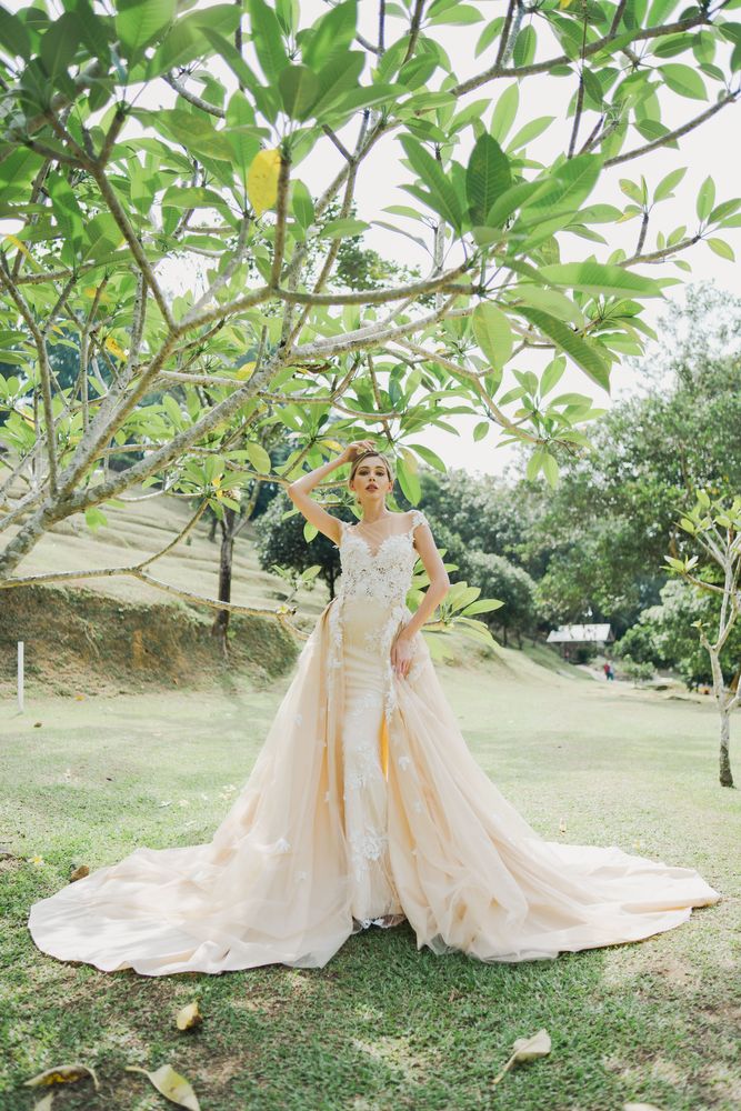 Davina gown, photo 5 of 9